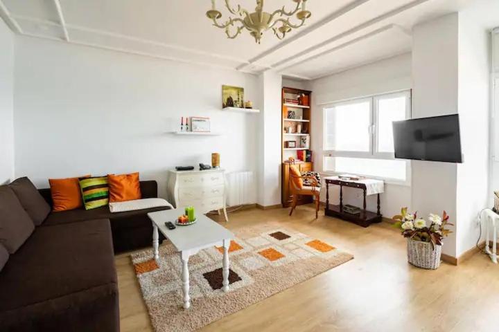 Apartamento Ezcurdia 22 Playa De San Lorenzo Primera Linea Gijon Bagian luar foto