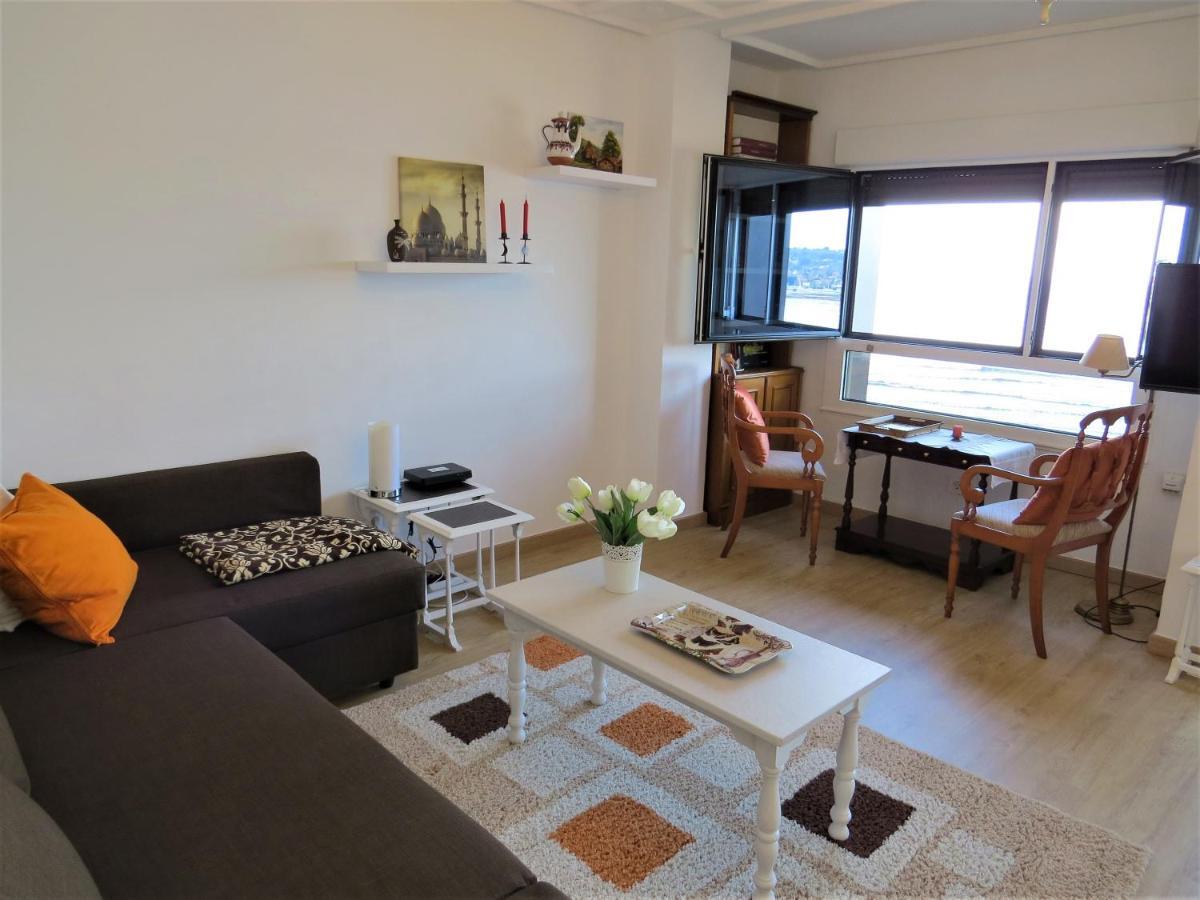 Apartamento Ezcurdia 22 Playa De San Lorenzo Primera Linea Gijon Bagian luar foto